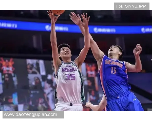 杭州与成都篮球队耐力对决赛后复盘分析与启示